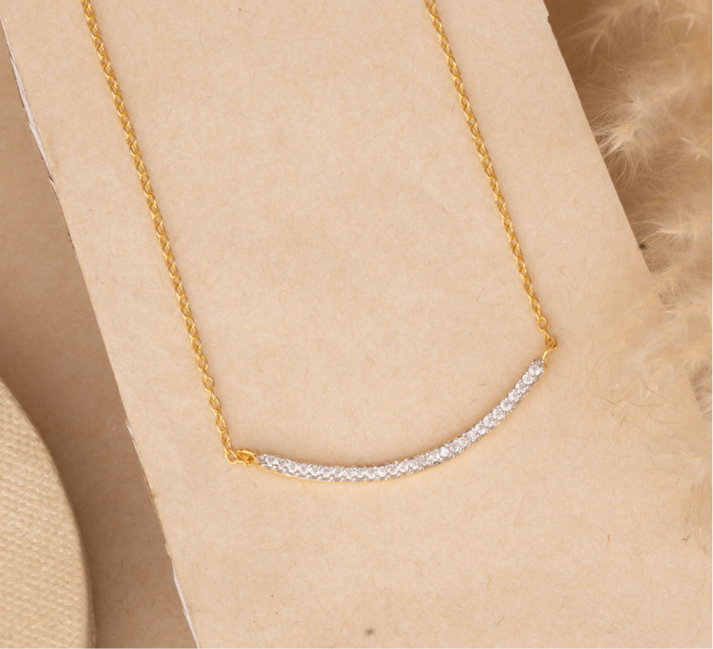 Minimal Gold Neck Chain