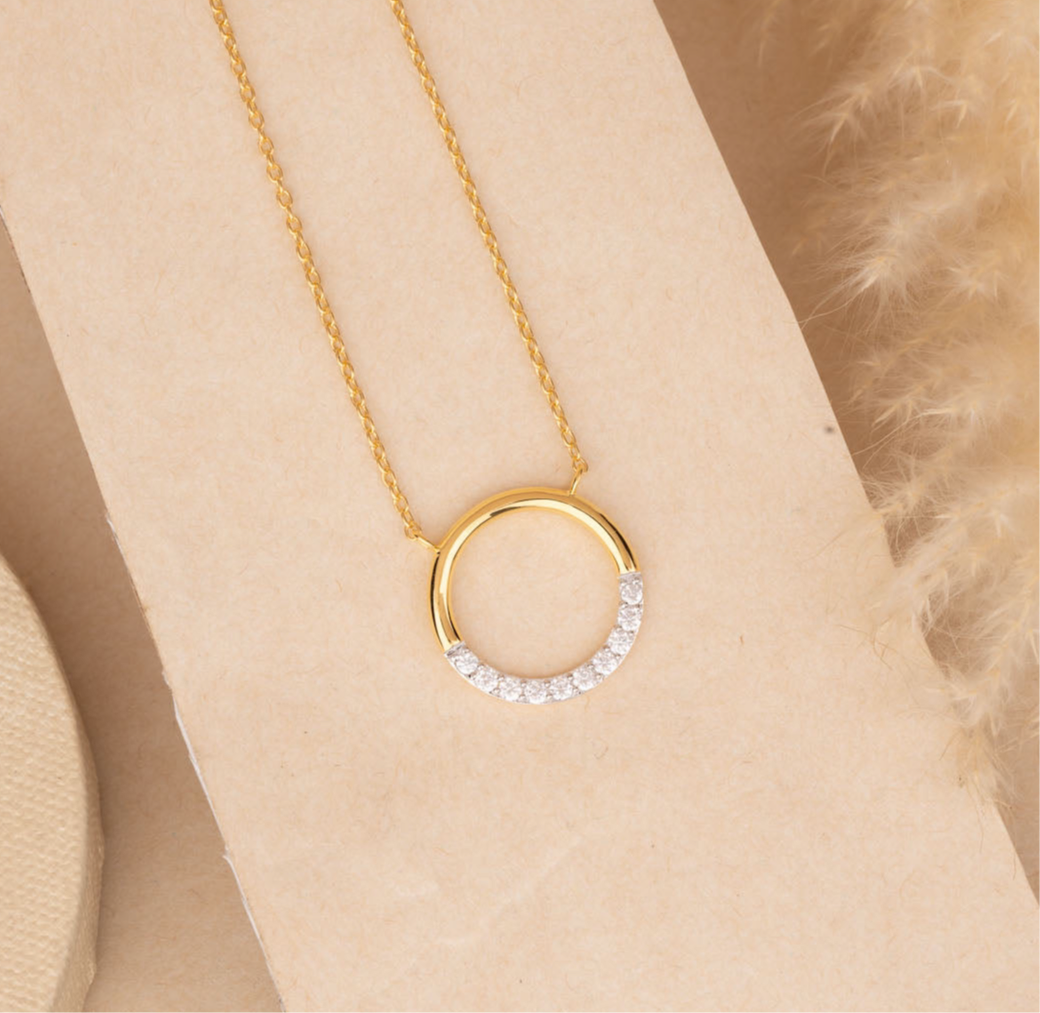 Minimalist Gold Necklace