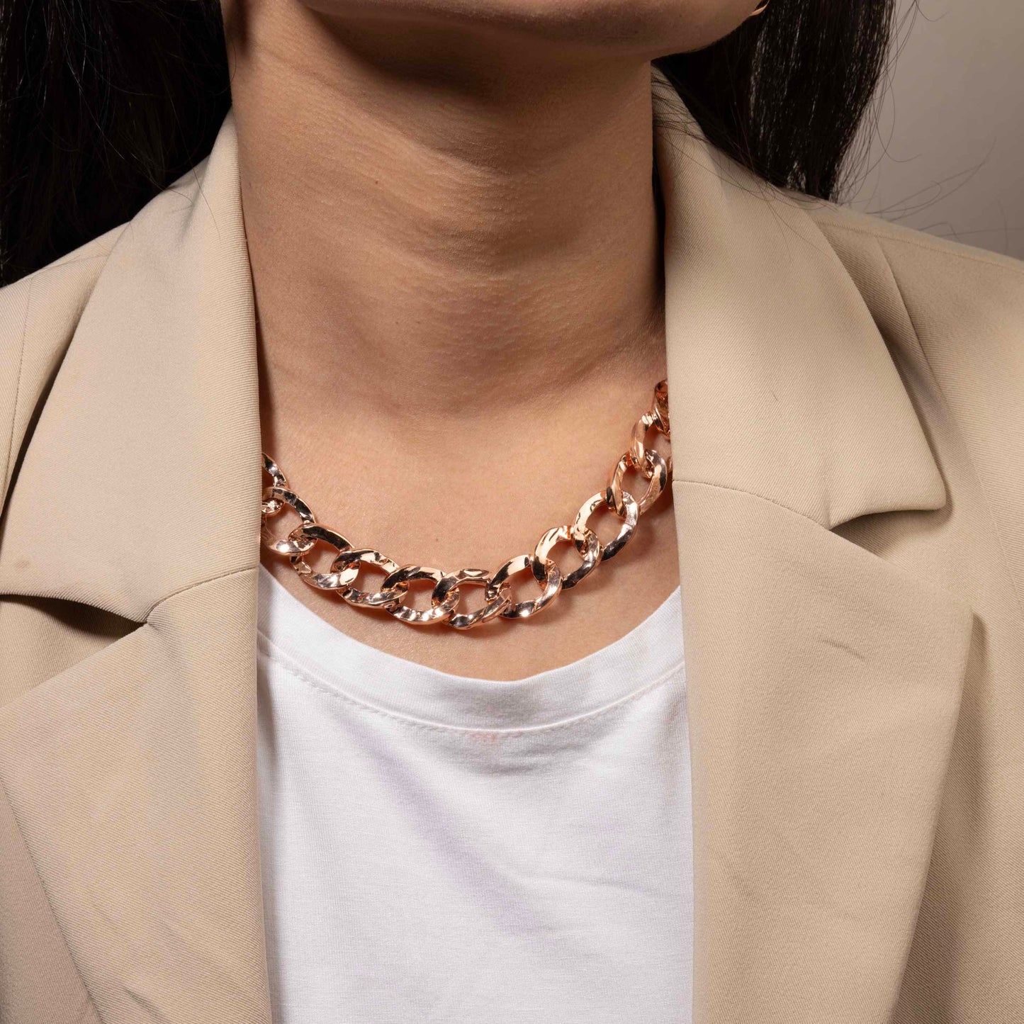 link chain for women
silver link chain
gift for women
latest designs of women chian
gen z jewellery
gen z jewellery brand
Silver Tokri gen z jewellery
rose gold chain