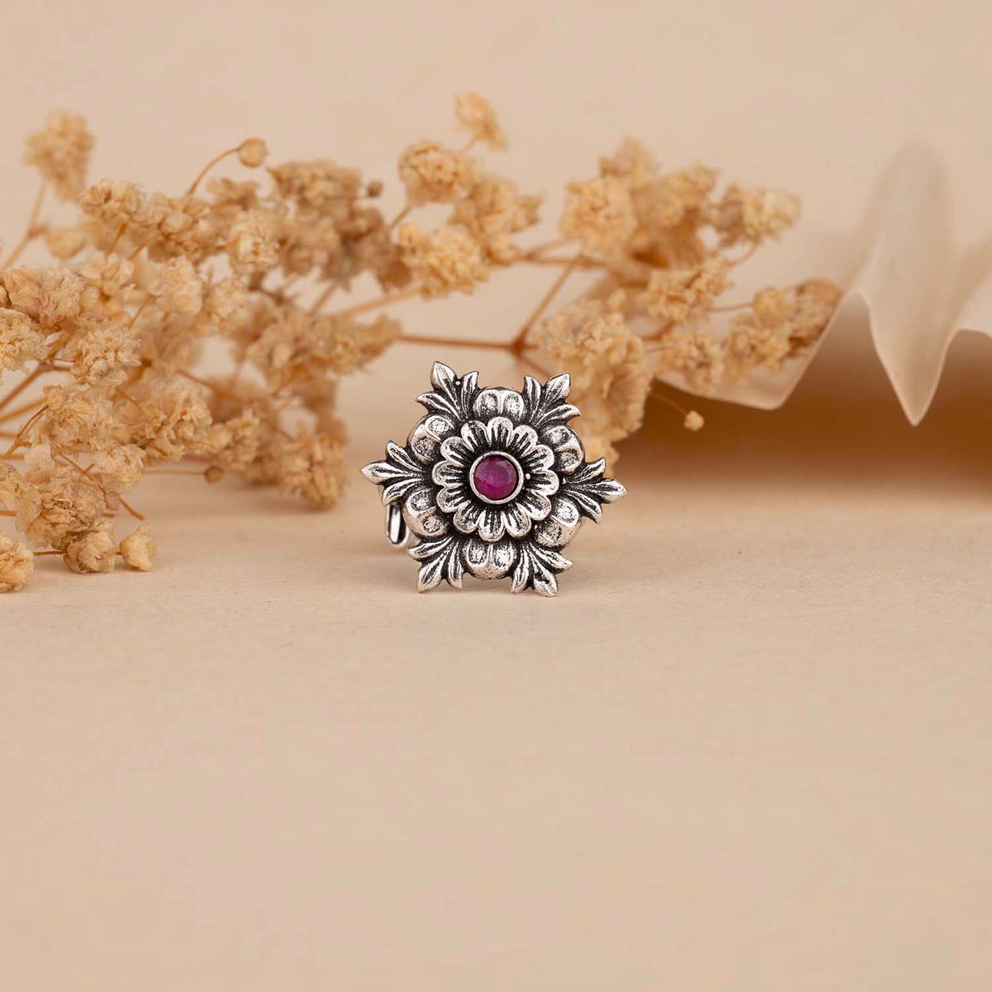 Oxidised Floral Ring