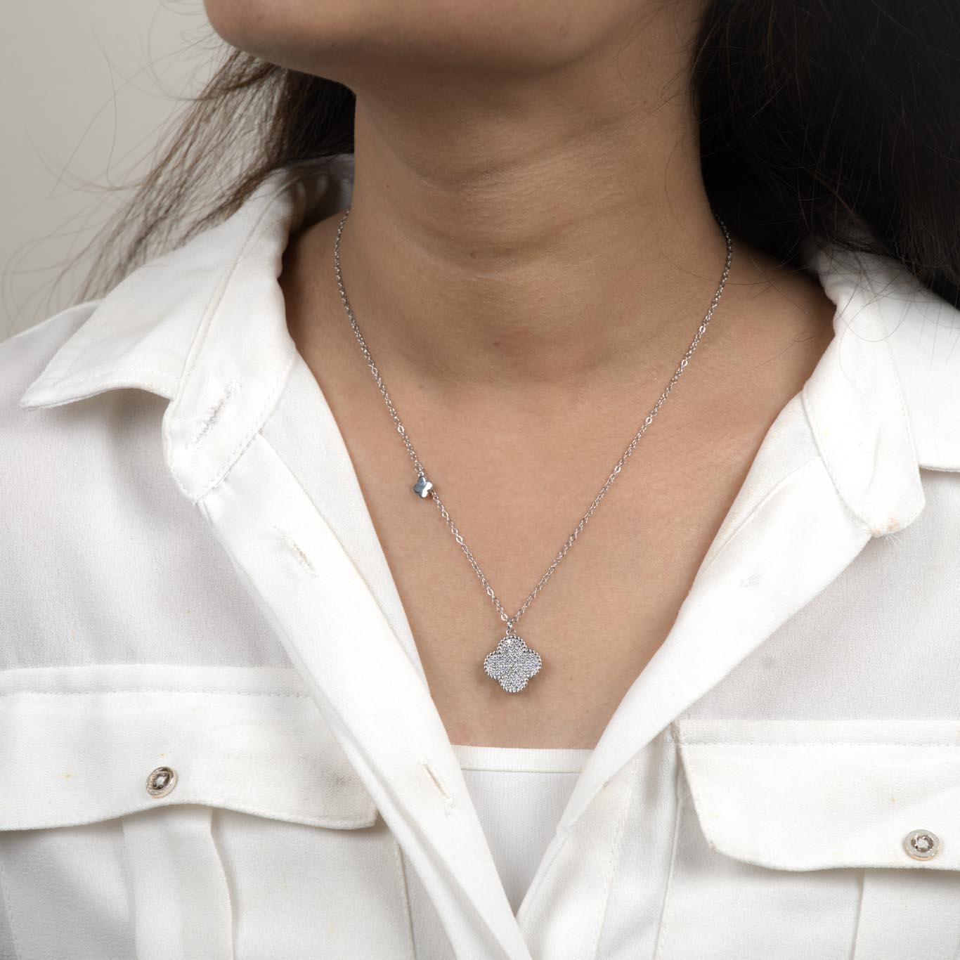 minimalist chain for women
silver chain for women
gift for women
latest designs of women chian
gen z jewellery
gen z jewellery brand
Silver Tokri gen z jewellery