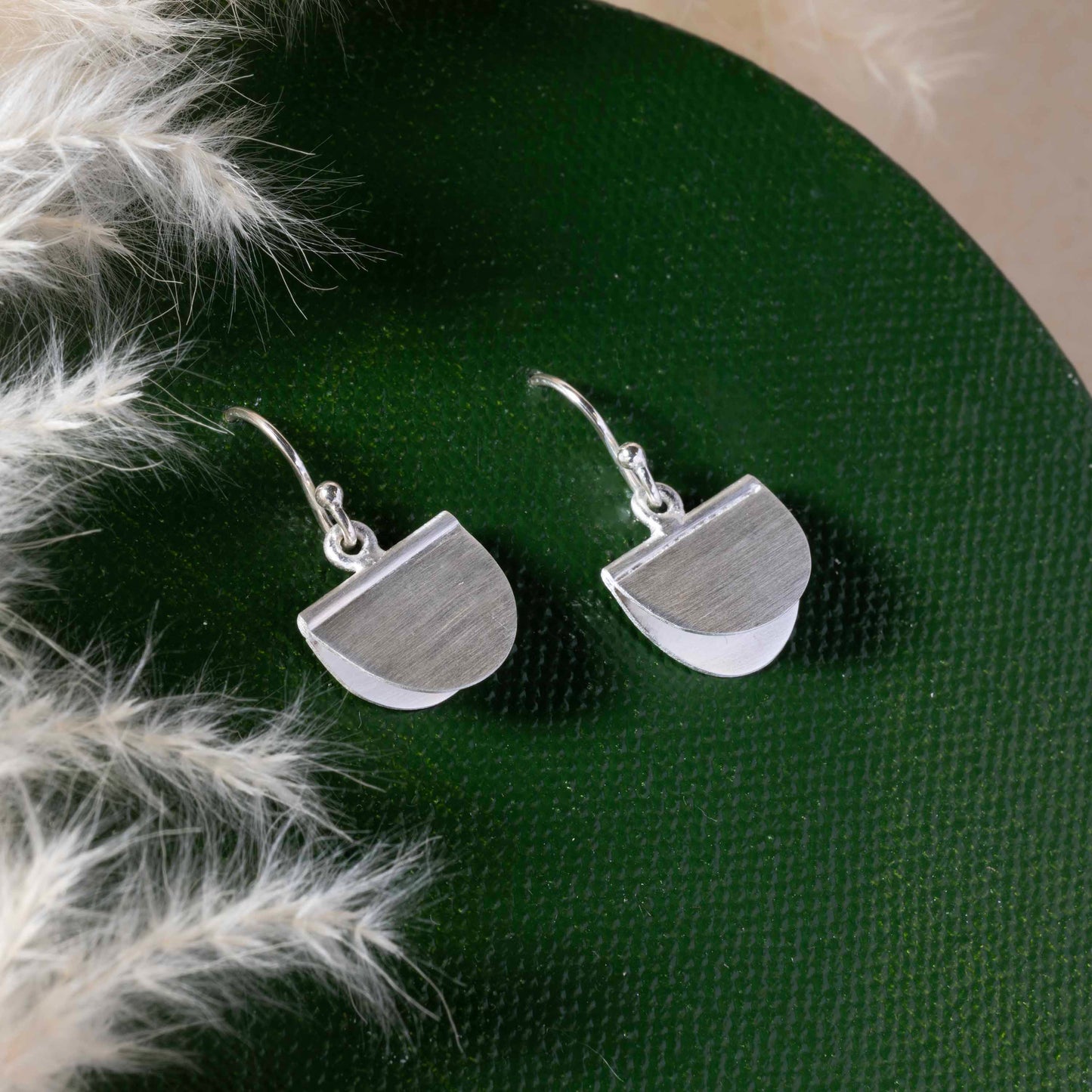 Elegant 925 sterling silver aesthetic earrings with intricate design, perfect for adding sophistication to any outfit, ideal for formal events and everyday wear. gift for women/girls,