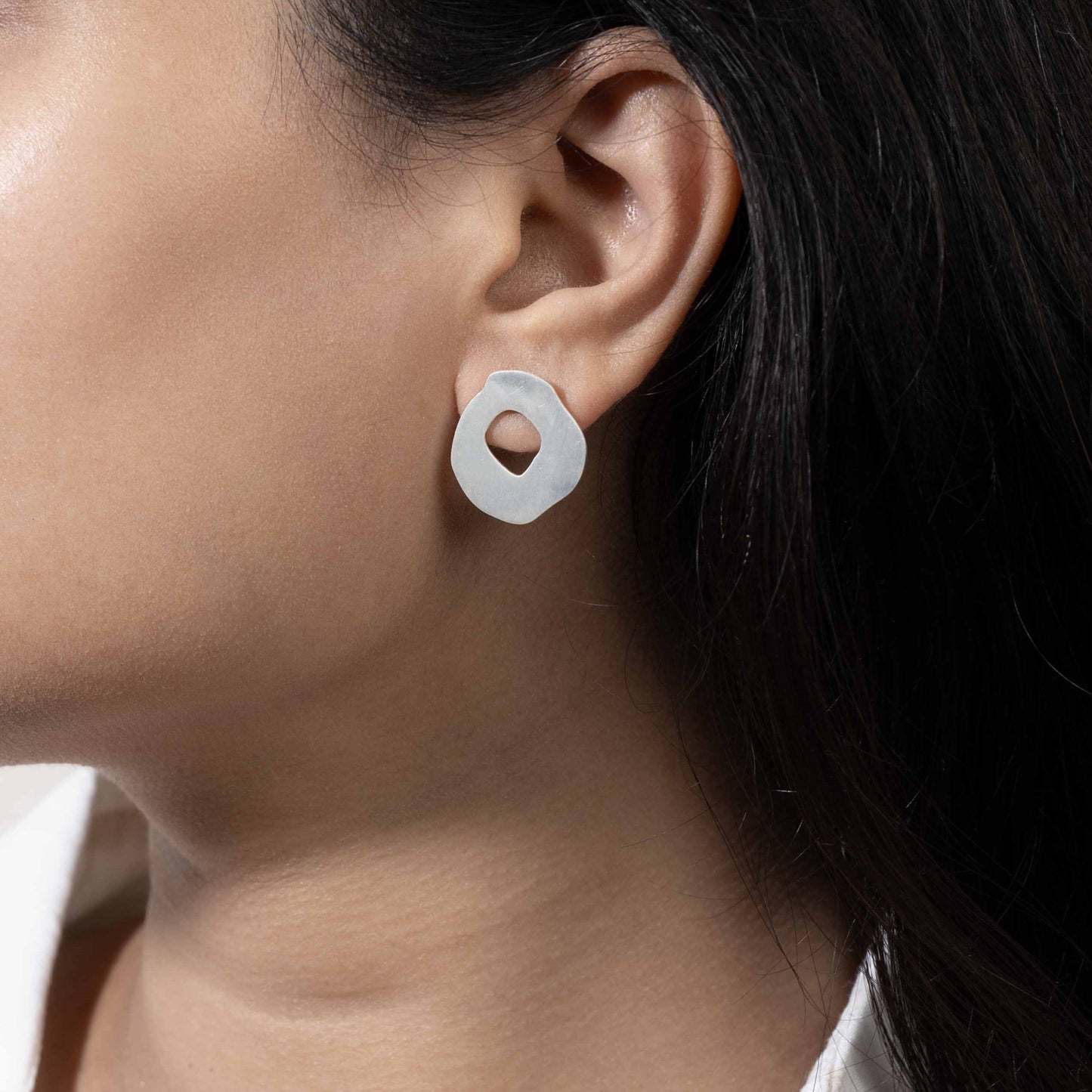 Elegant 925 sterling silver aesthetic earrings with intricate design, perfect for adding sophistication to any outfit, ideal for formal events and everyday wear. gift for women/girls,