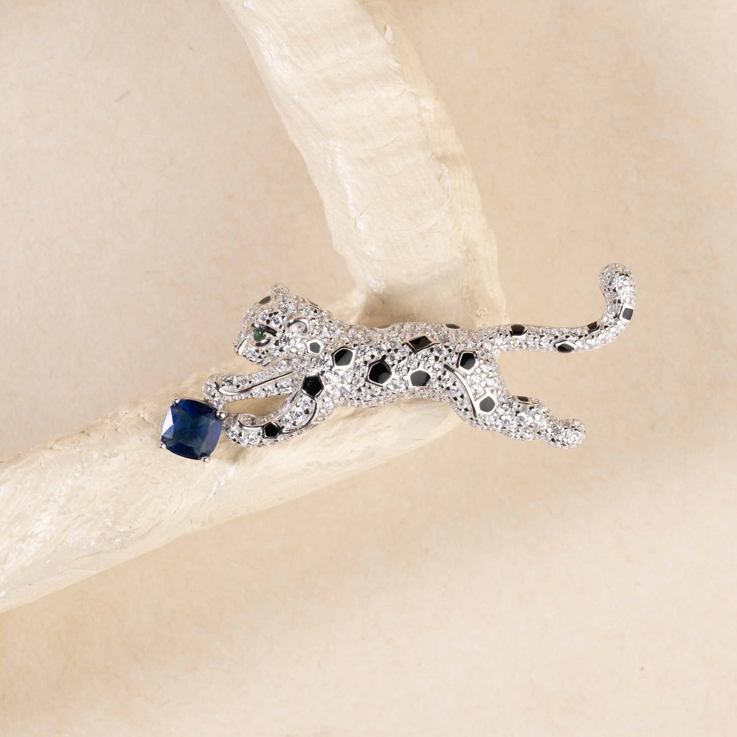 Handcrafted 925 sterling silver brooch with bird design, perfect for womenâs or men's formal wear or as a statement accessory for weddings and parties. gift for women/girls, gift for men/boys