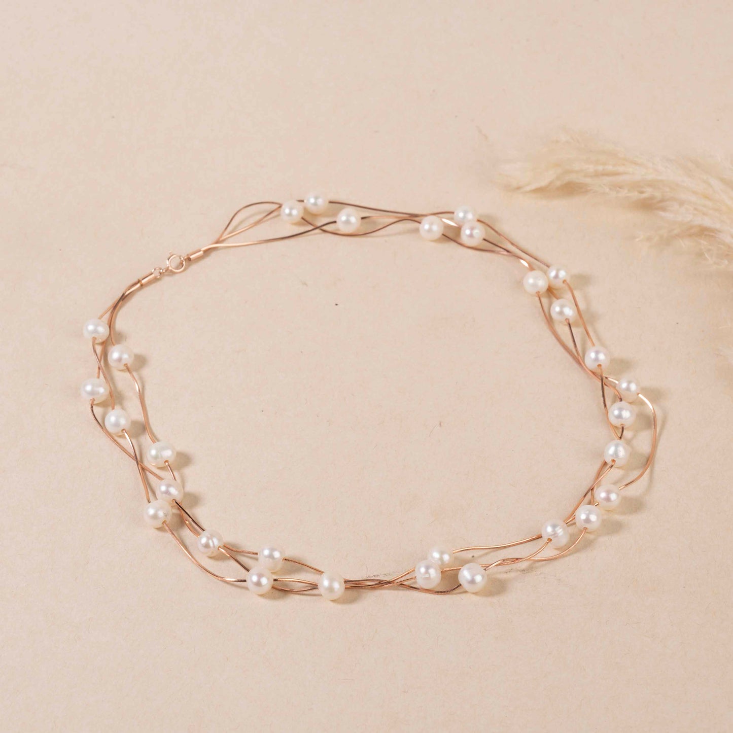 Pearl necklace
rose gold pearl necklace for women
gift for women/ girlfriend