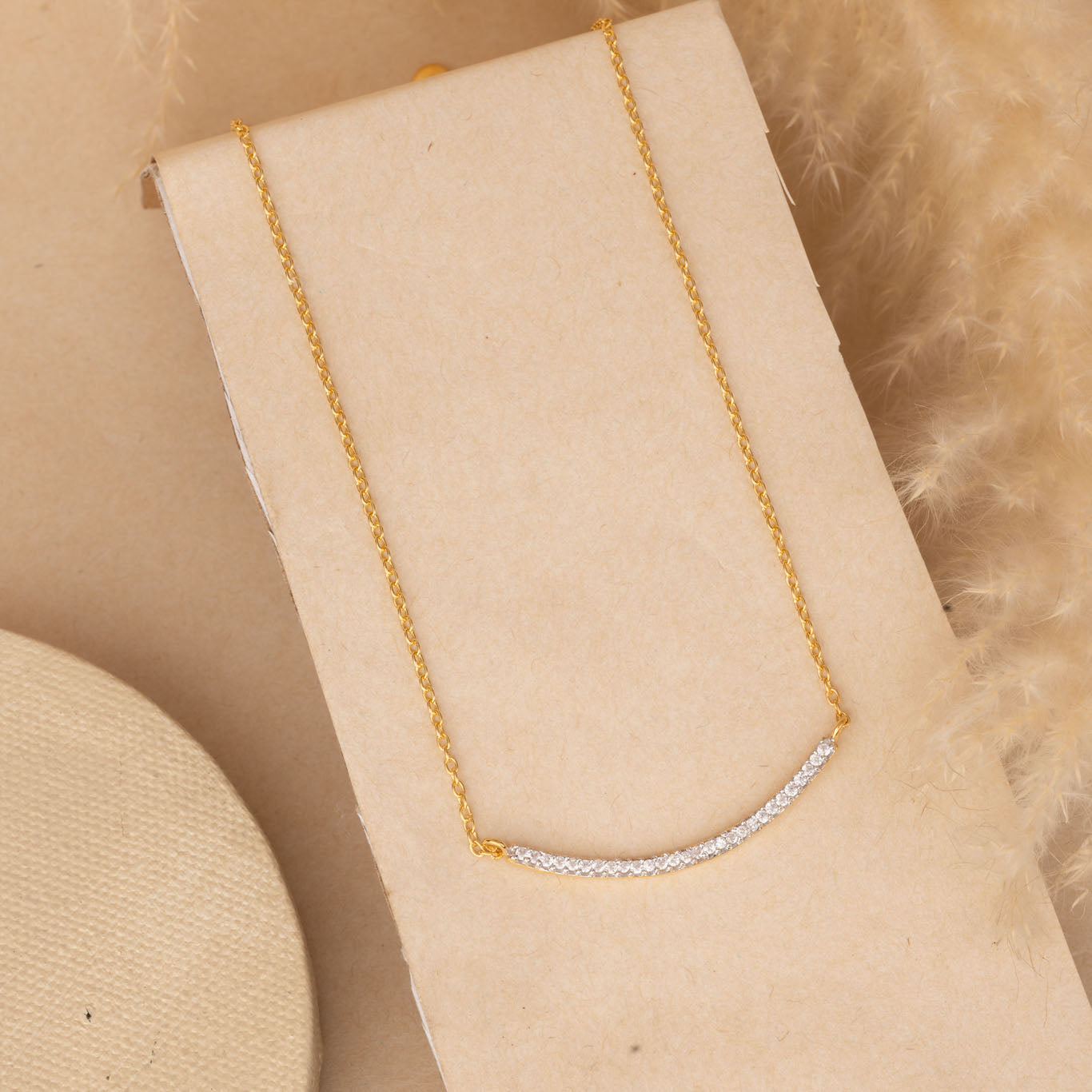 Minimal Gold Neck Chain