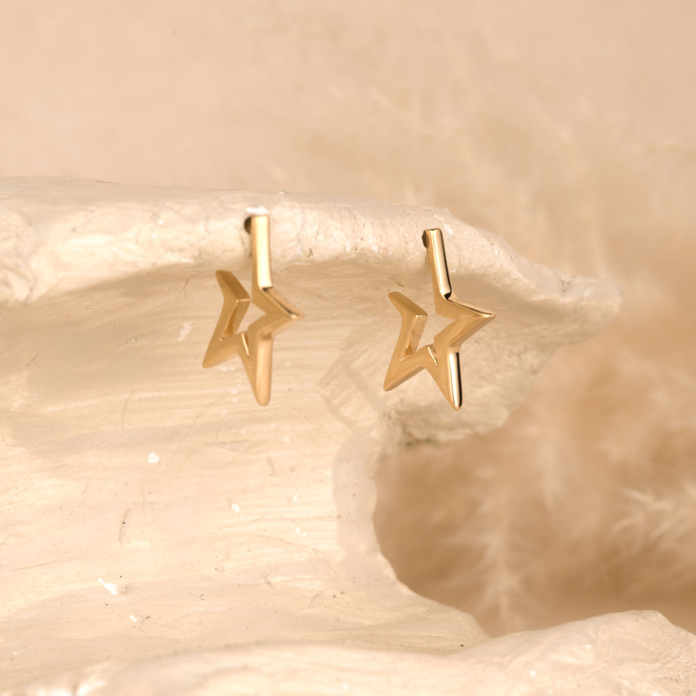 GOLD earrings for women
silver earrings online
earrings gift for her
earrings silver tokri
gen z earring trends
gen z jewelry brands india
gift for girlfriend
gold earrings designs
minimalist earrings