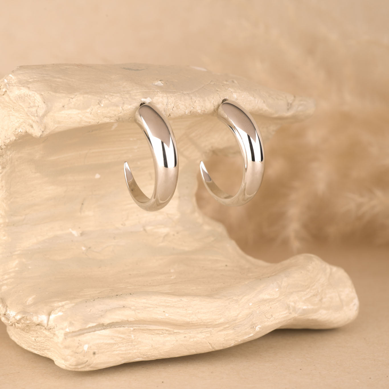 Silver hoops for women
minimal silver earrings for women
valentine gift
latest designs of hoops for women
gift for women
gen z jewellery
gen z jewellery brand
Silver Tokri gen z jewellery