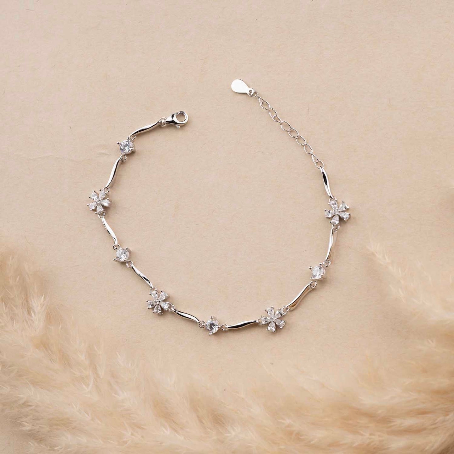 Sparkling Floral Bracelet