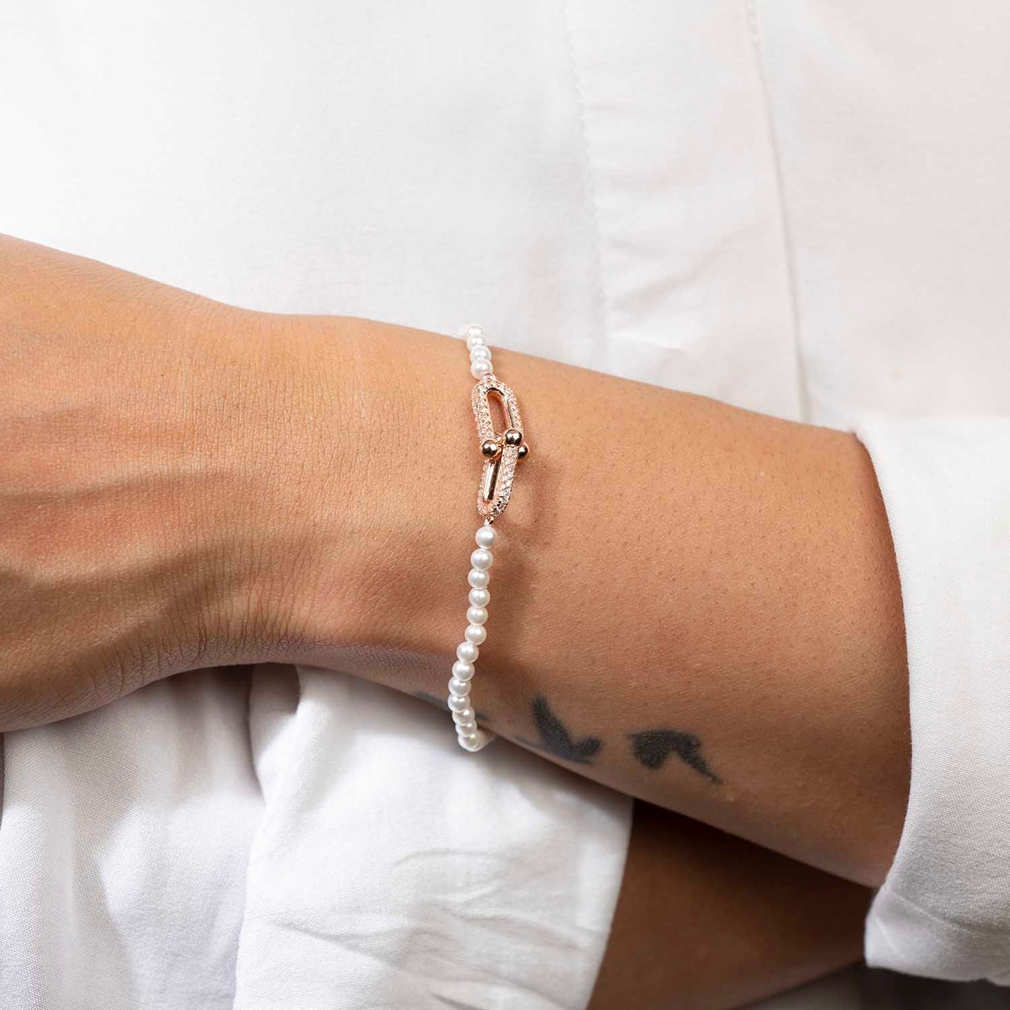 Elegant Pearl Bracelet