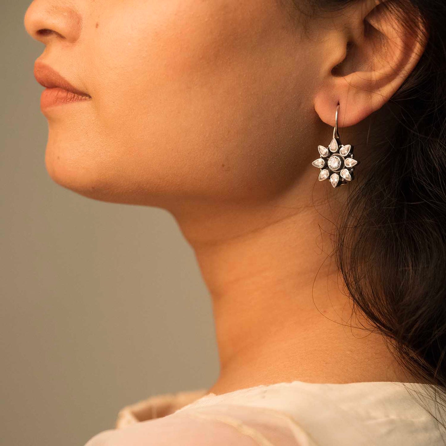 Sparking Floral Earrings