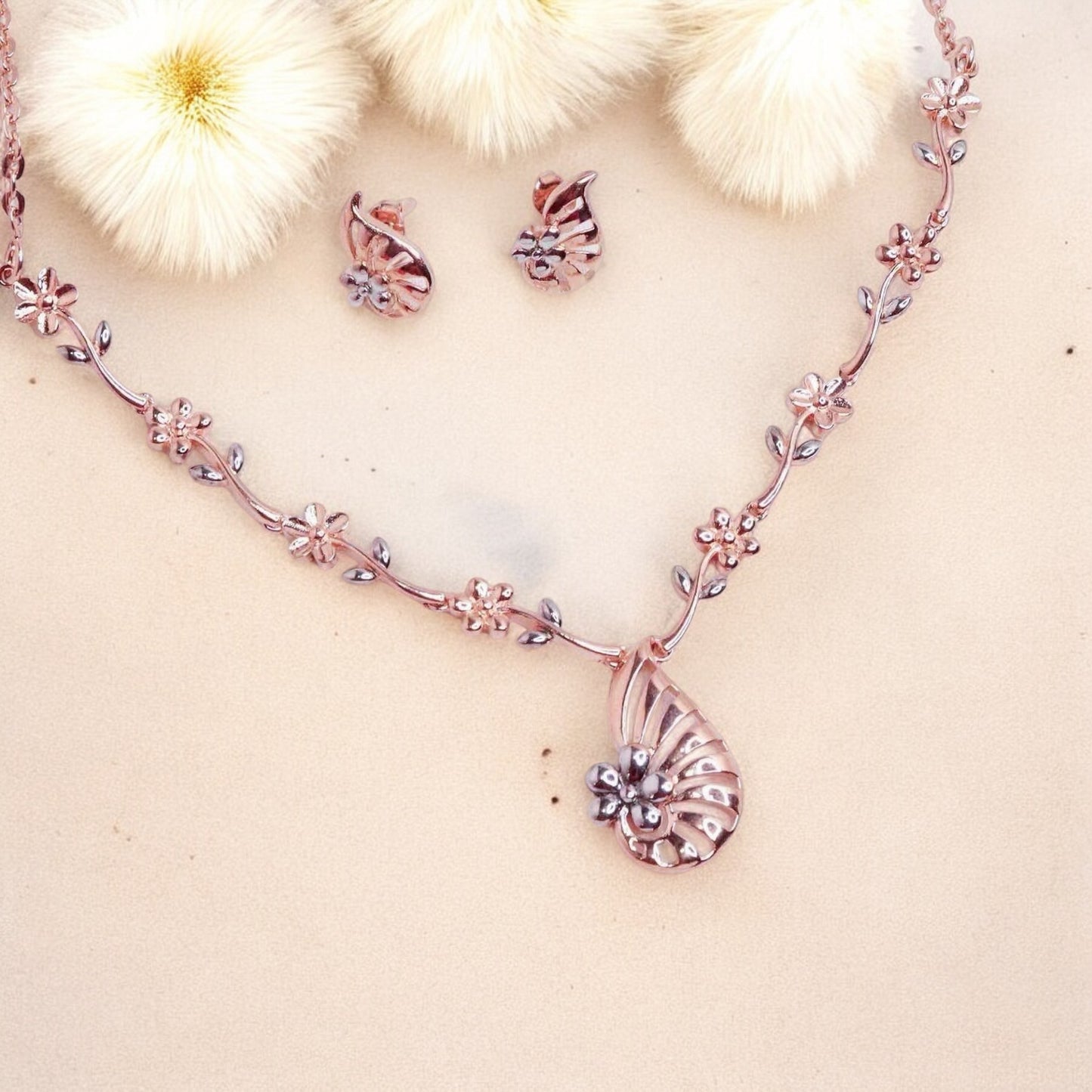 Floral Elegance Necklace