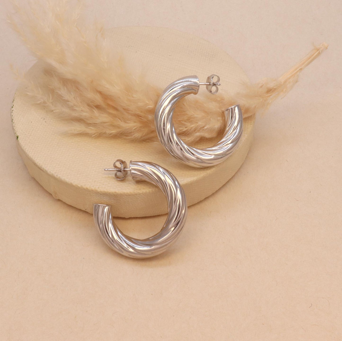 Silver hoops for women
minimal silver earrings for women
valentine gift
latest designs of hoops for women
gift for women
gen z jewellery
gen z jewellery brand
Silver Tokri gen z jewellery