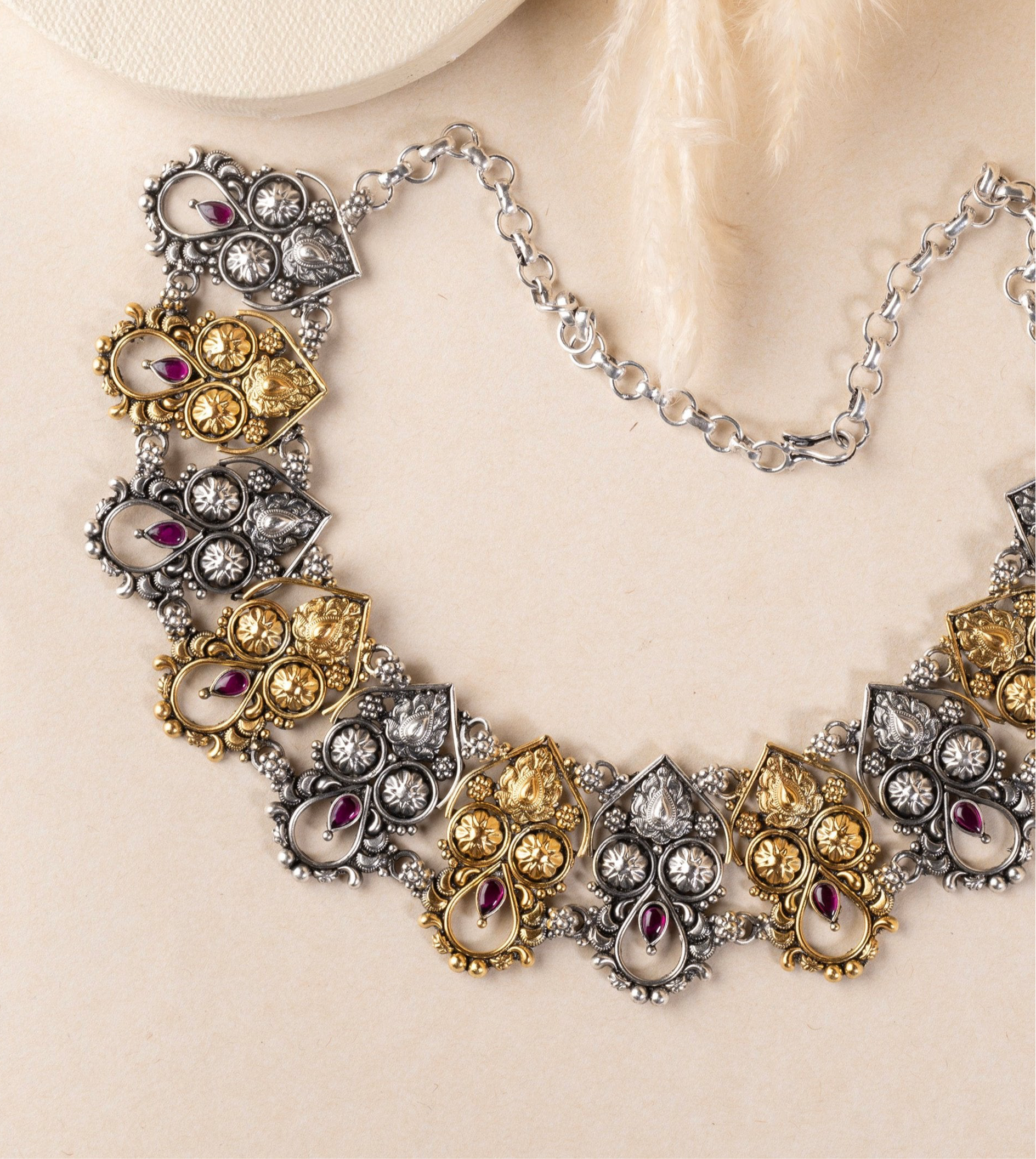 Dual-Tone Elegance Necklace