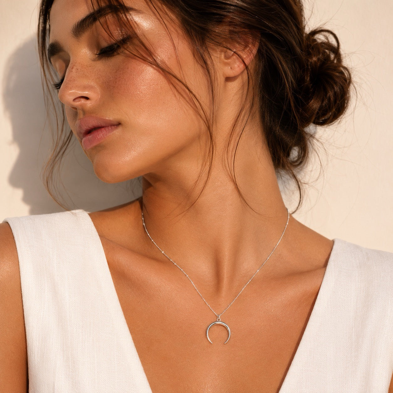 Silver Moon Neck Chain