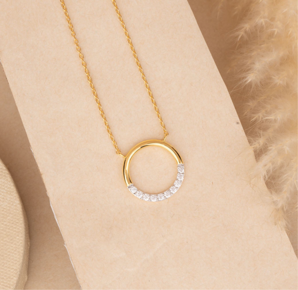Minimalist Gold Necklace