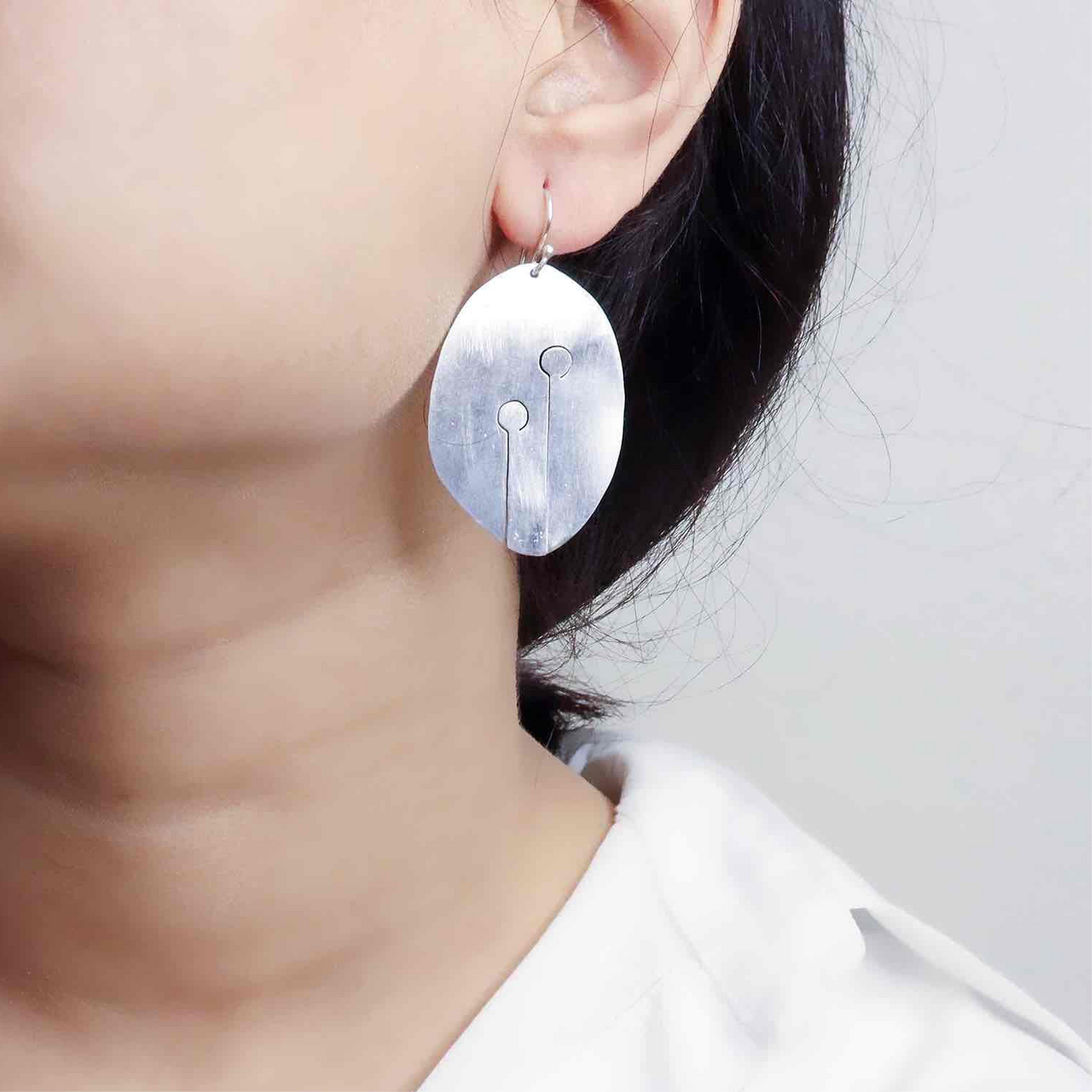 new generation aesthetic style sterling silver earrings for Gen Z