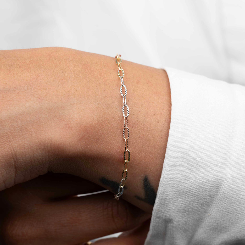 minimalist bracelet
gift for women
lightweight jewellery for women
gift for girlfriend
Sterling silver bracelet
latest bracelet designs for women 
latest bracelet designs for girl
Silver Tokri bracelets
CZ bracelets
cz silver bracelet for women
