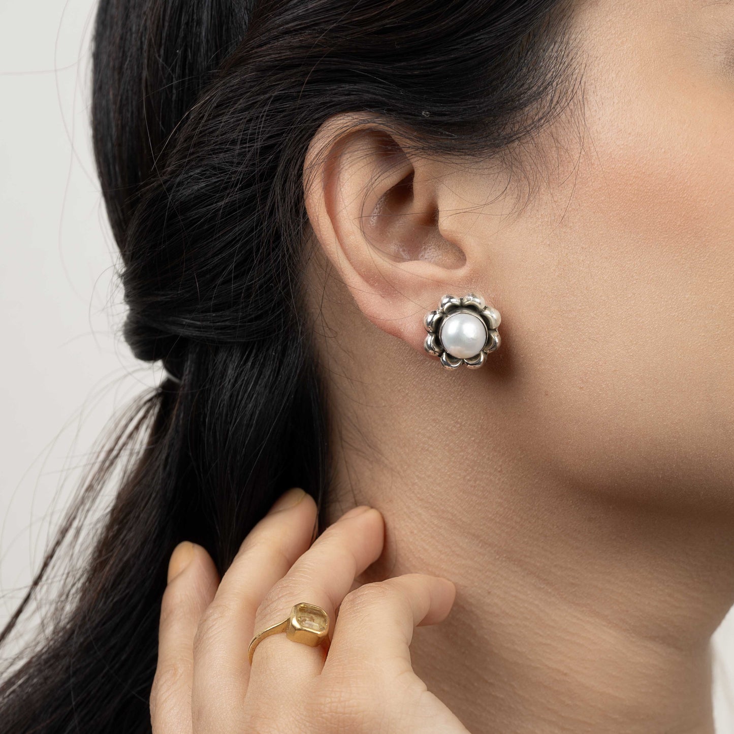 Silver Pearl Earrings