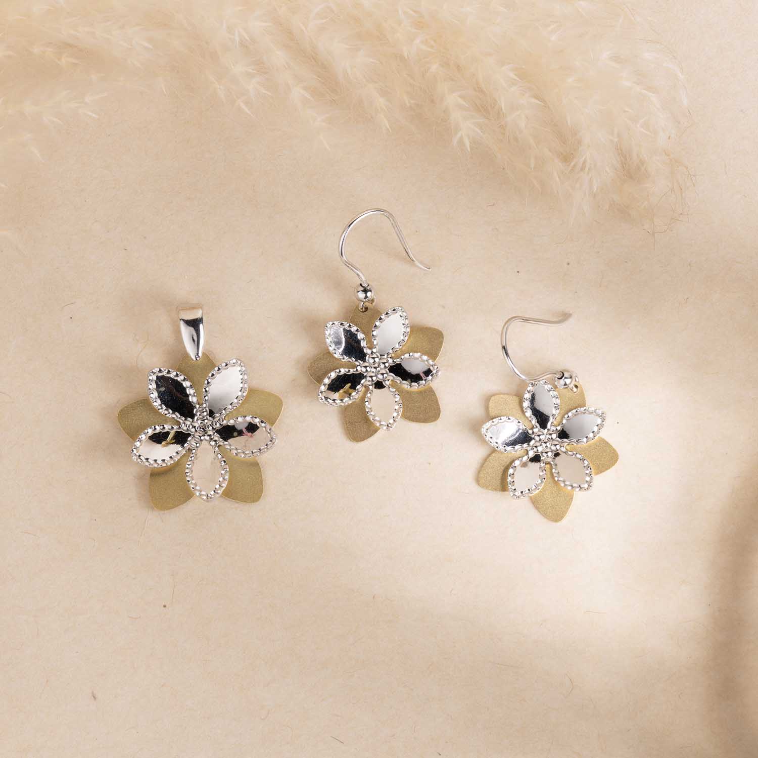 Silver Pendant & Earrings Set