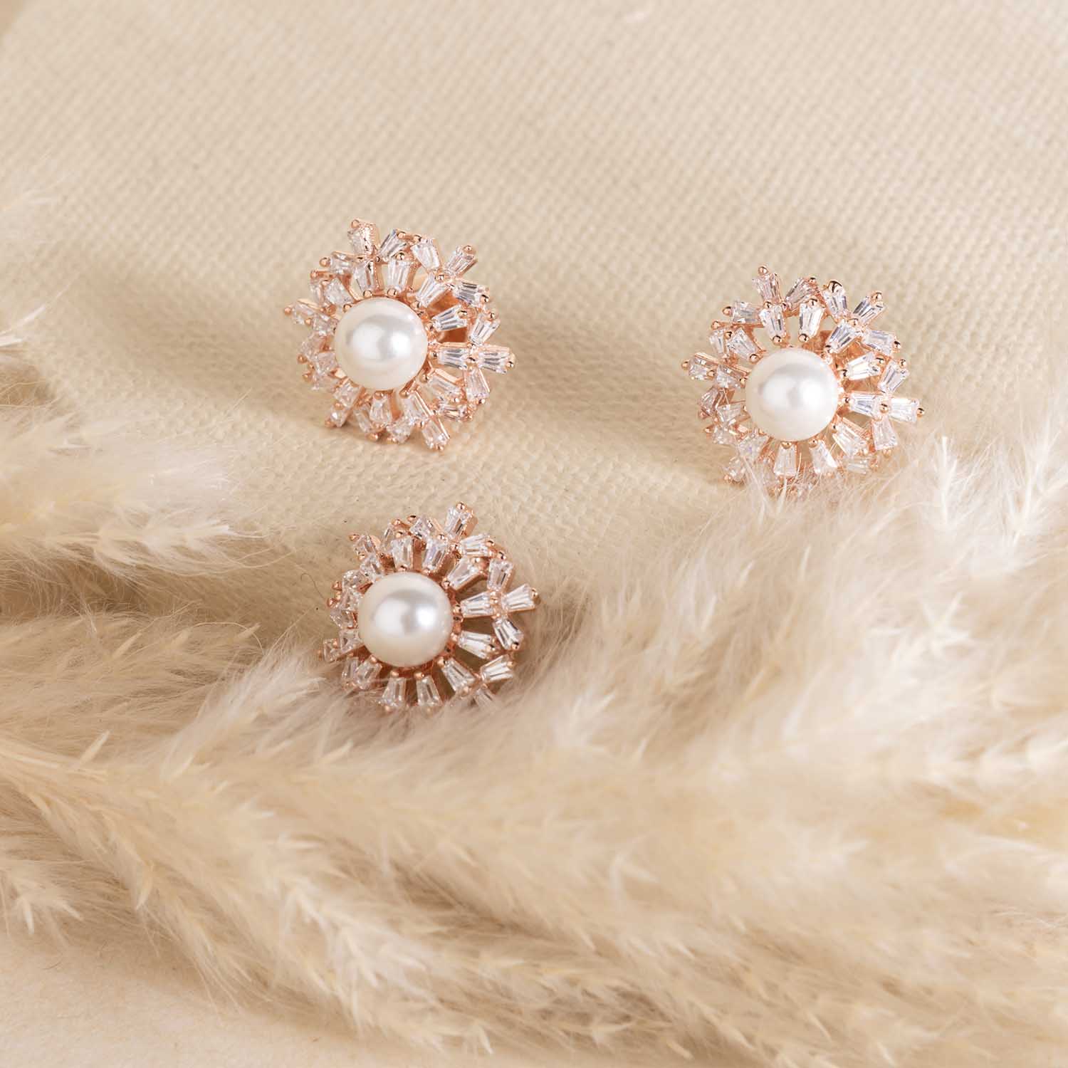 Floral Rose Gold Pendant & Earrings Set