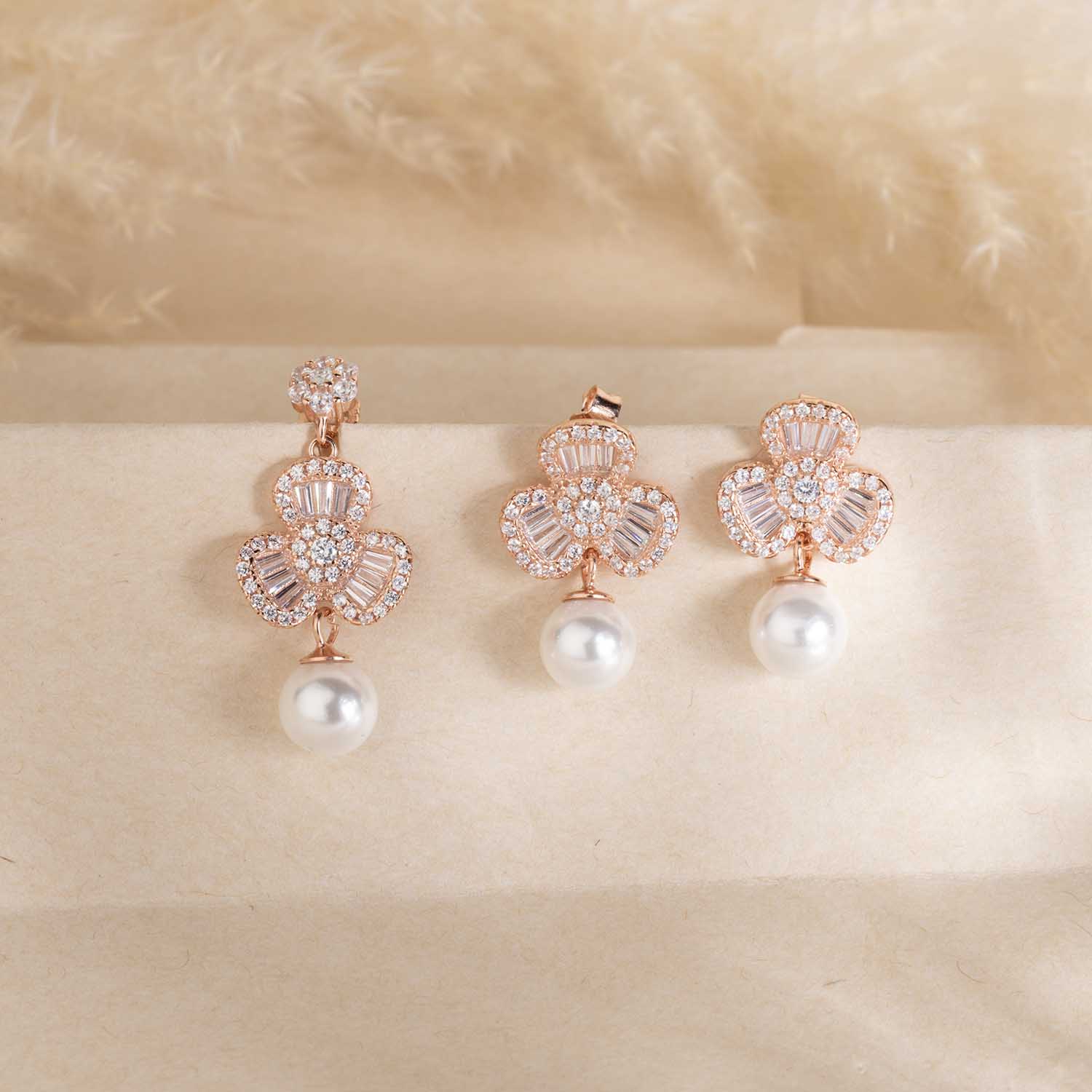 Floral Rose Gold Pendant & Earrings Set