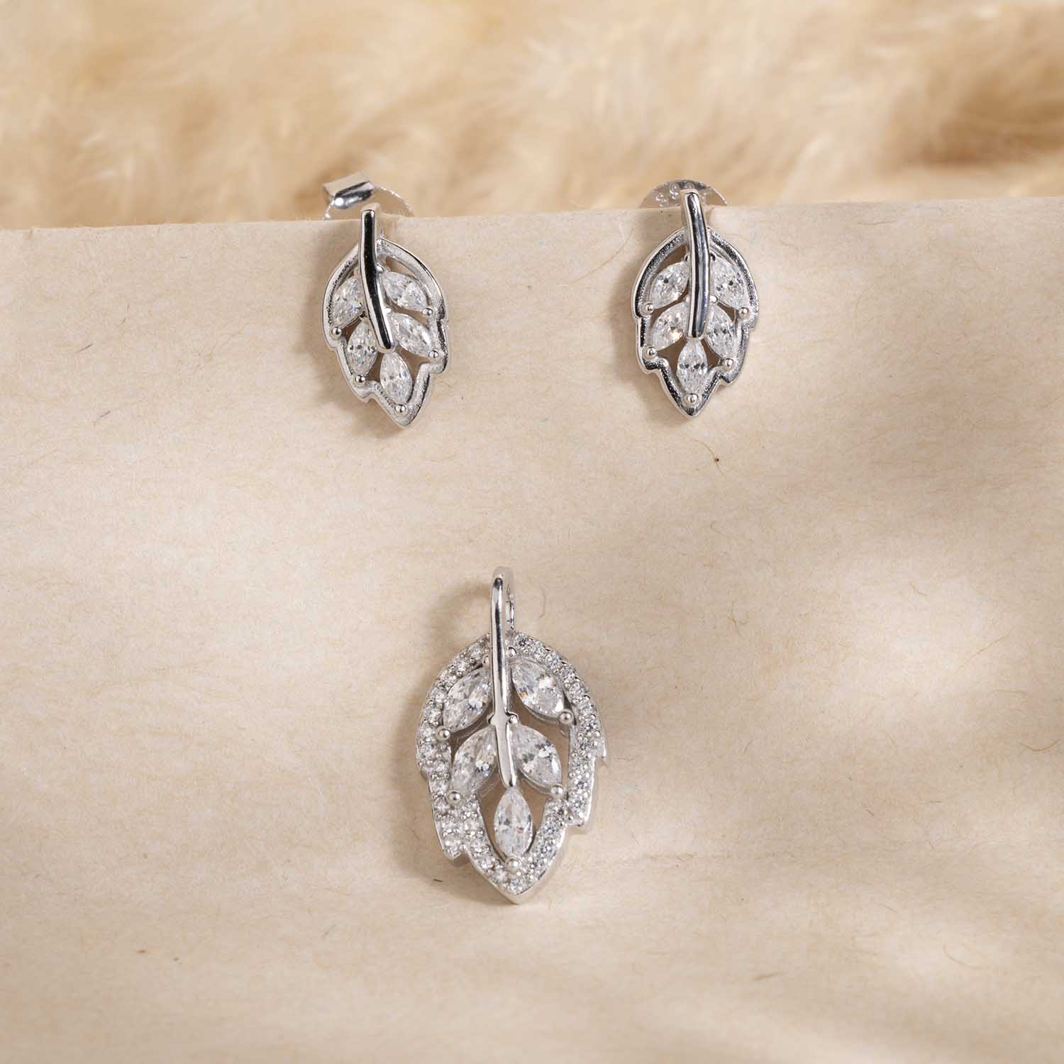 Silver Leaf Pendant & Earrings Set