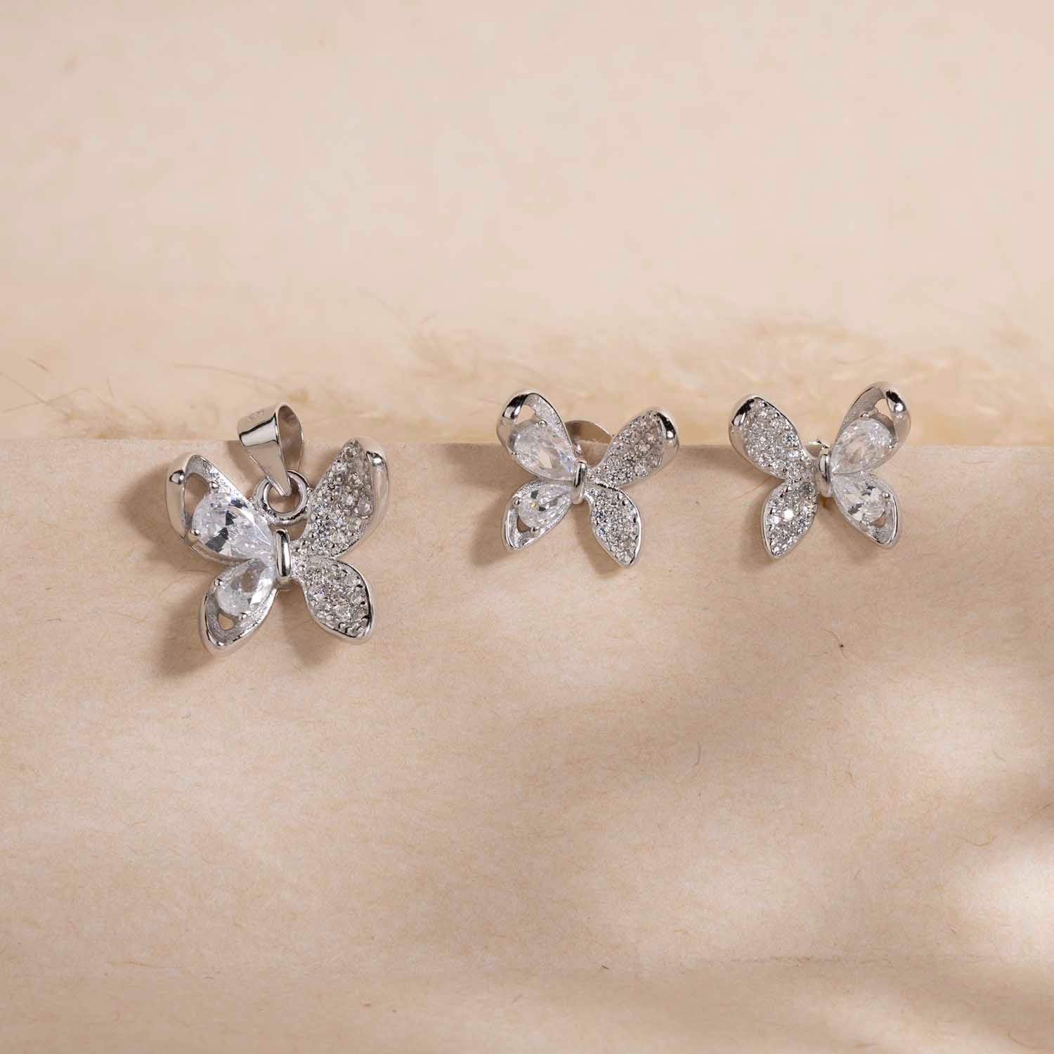 Sparking Butterfly Pendant & Earrings Set