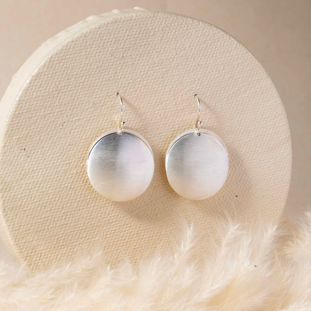Elegant 925 sterling silver aesthetic earrings with intricate design, perfect for adding sophistication to any outfit, ideal for formal events and everyday wear. gift for women/girls, 