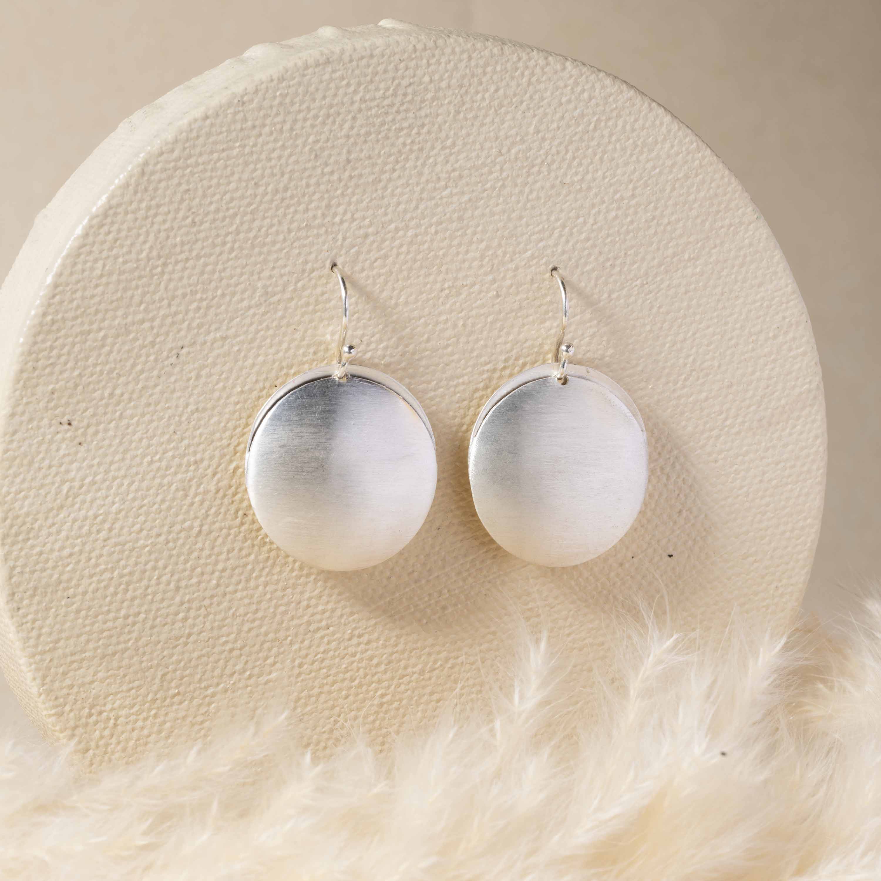 Elegant 925 sterling silver aesthetic earrings with intricate design, perfect for adding sophistication to any outfit, ideal for formal events and everyday wear. gift for women/girls, 