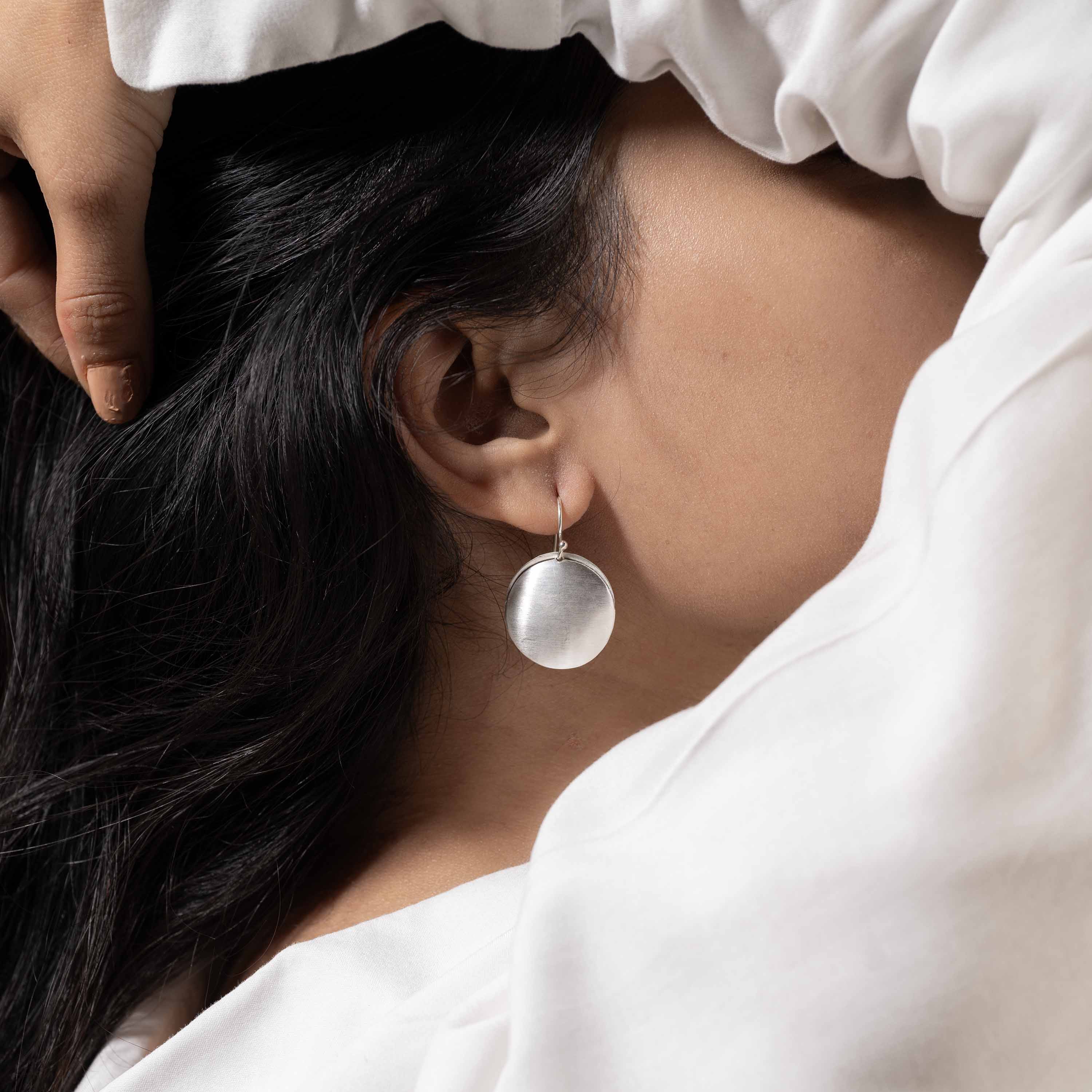 Elegant 925 sterling silver aesthetic earrings with intricate design, perfect for adding sophistication to any outfit, ideal for formal events and everyday wear. gift for women/girls, 