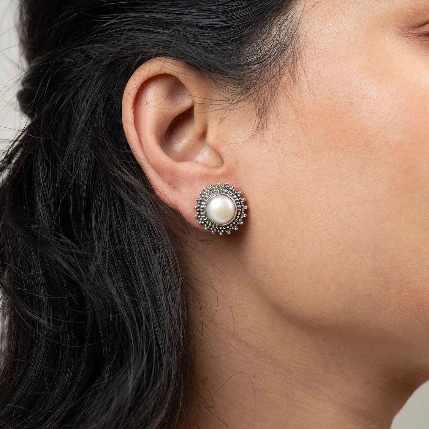 Silver Pearl Studs