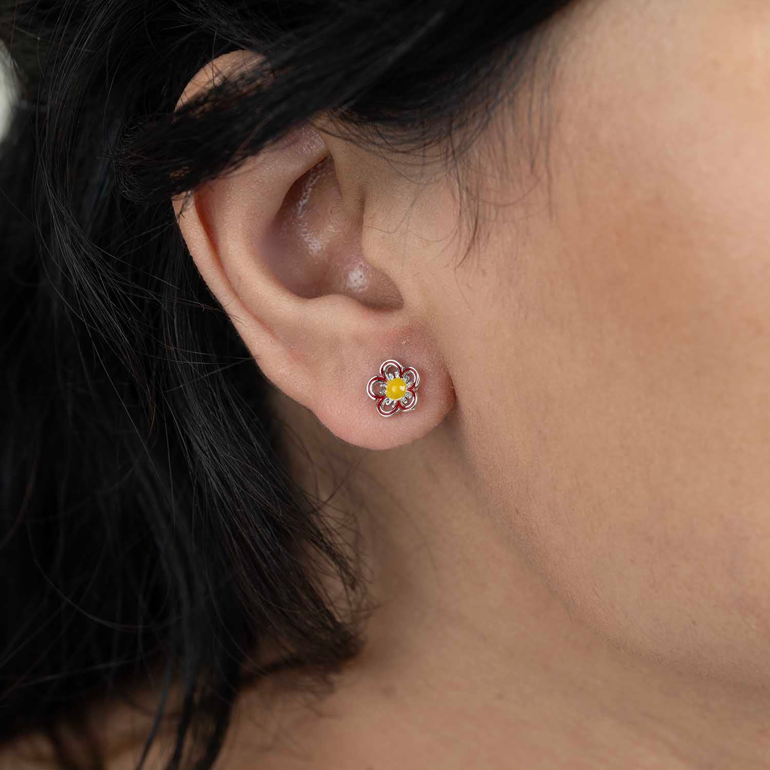 Tinny Silver Flower Earrings