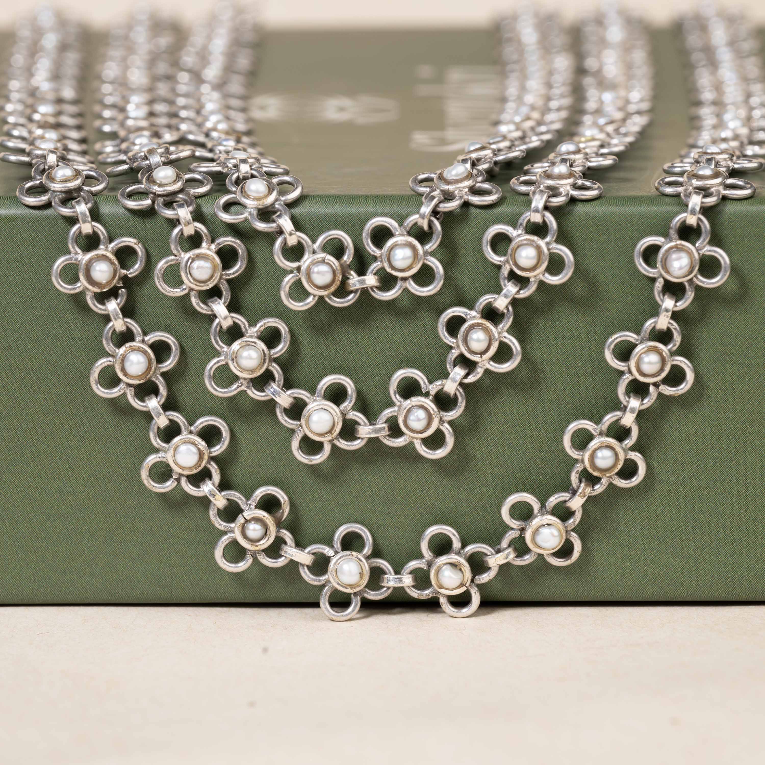 Silver Bakuli Haar