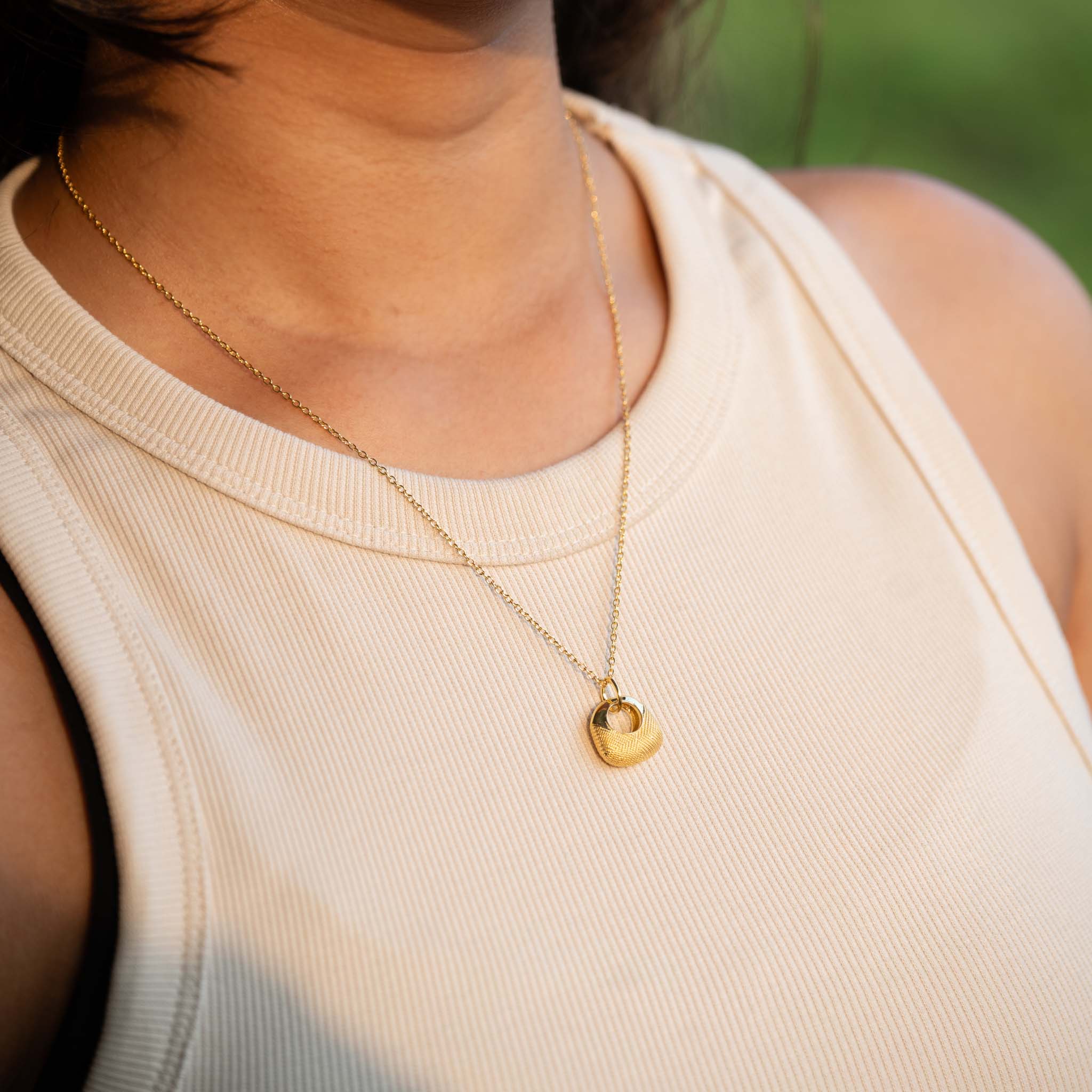 Golden Purse Neckalce