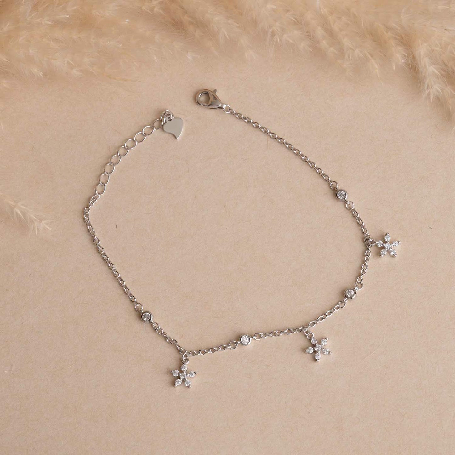 Dangling Flowers Bracelet