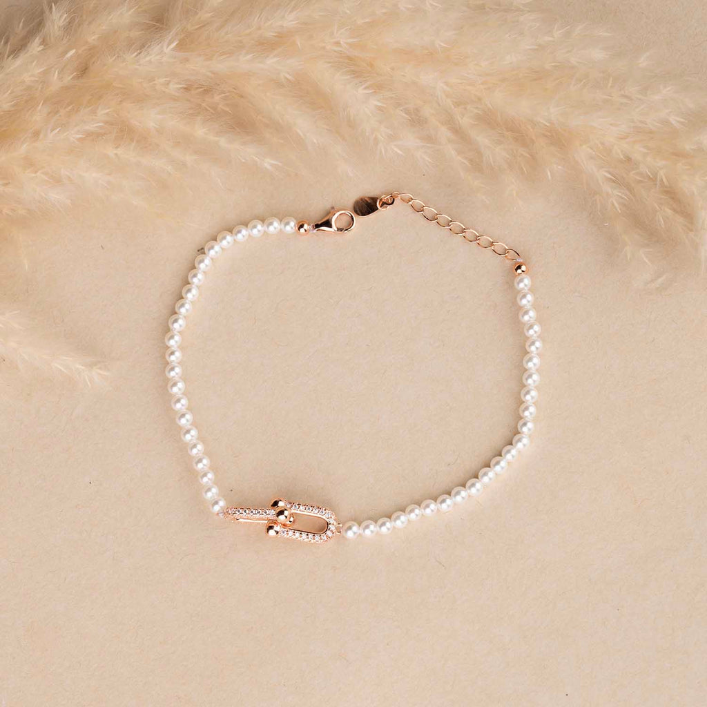 Elegant Pearl Bracelet