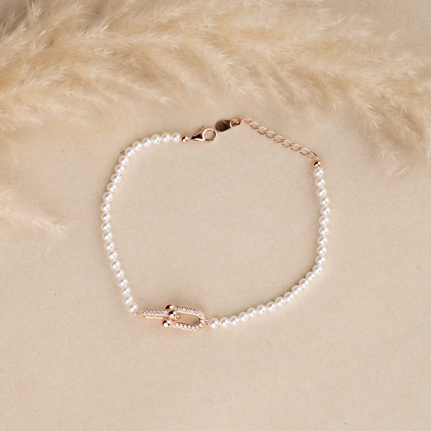 Elegant Pearl Bracelet