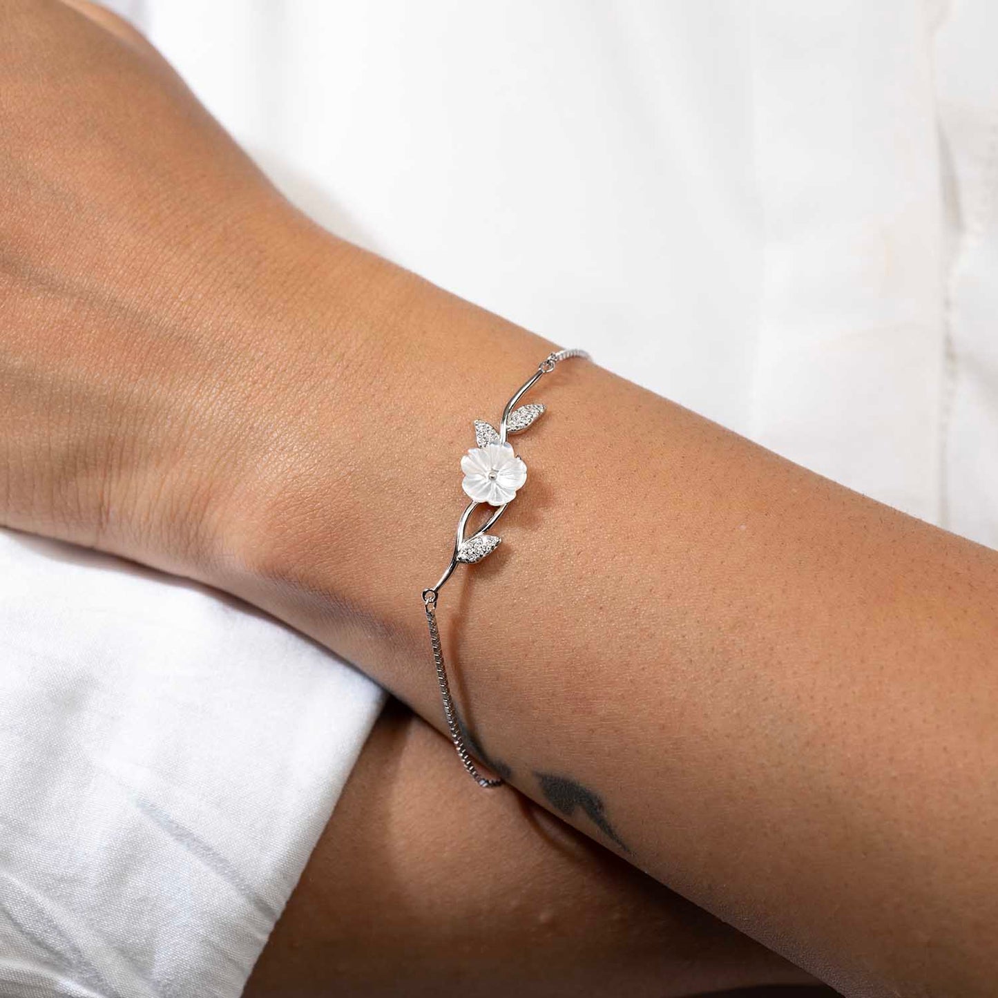 Elegant Silver Floral Bracelet