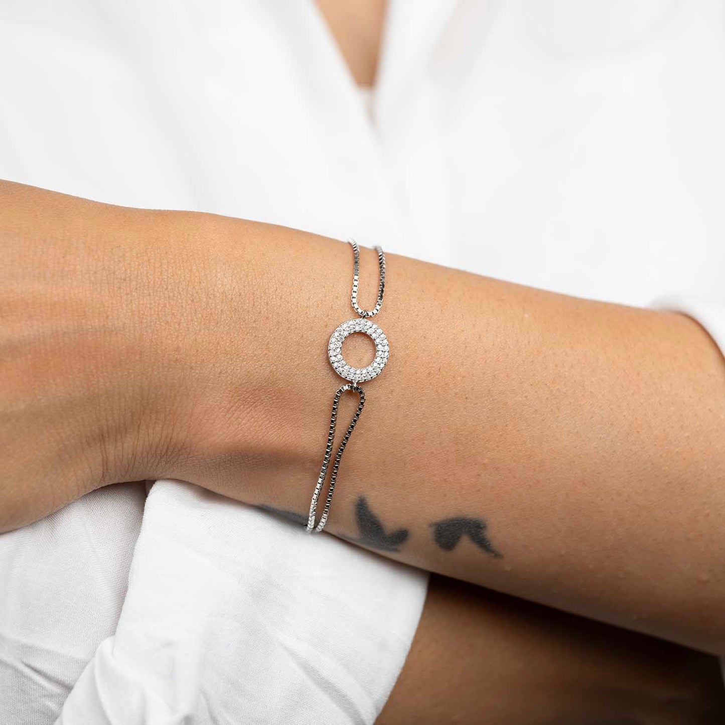 Sparkling Round Bracelet