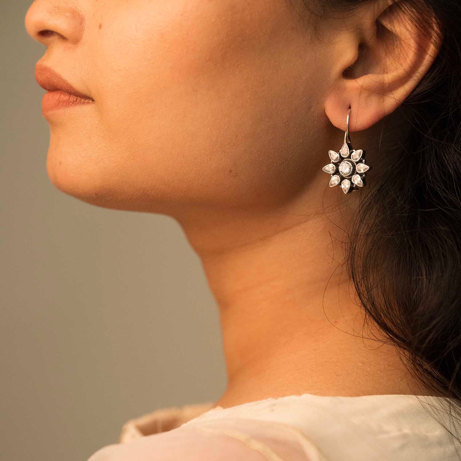Sparking Floral Earrings