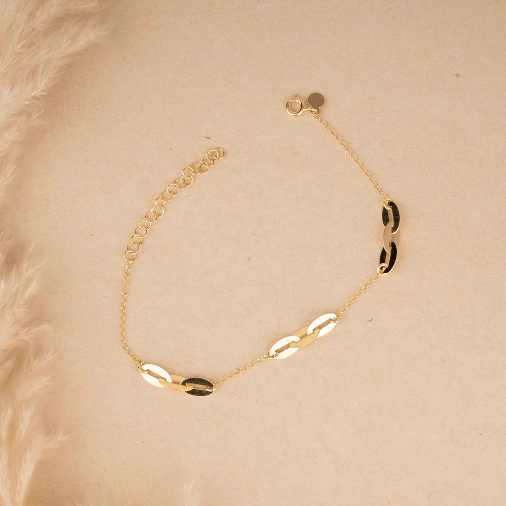Classic Gold Bracelet