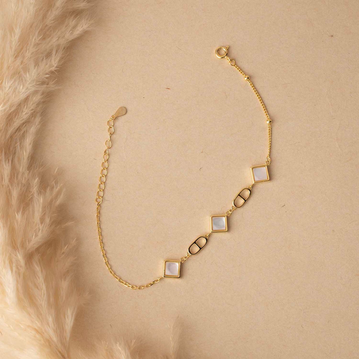 Minimal Gold Bracelet