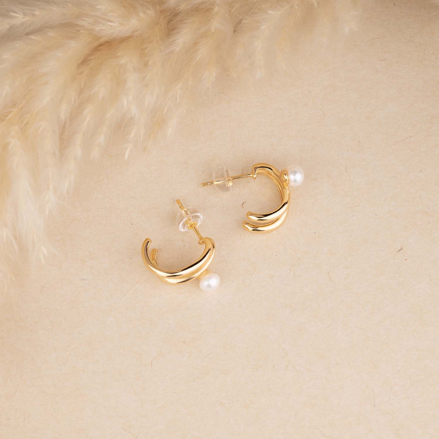 Gold Pearl Earrings