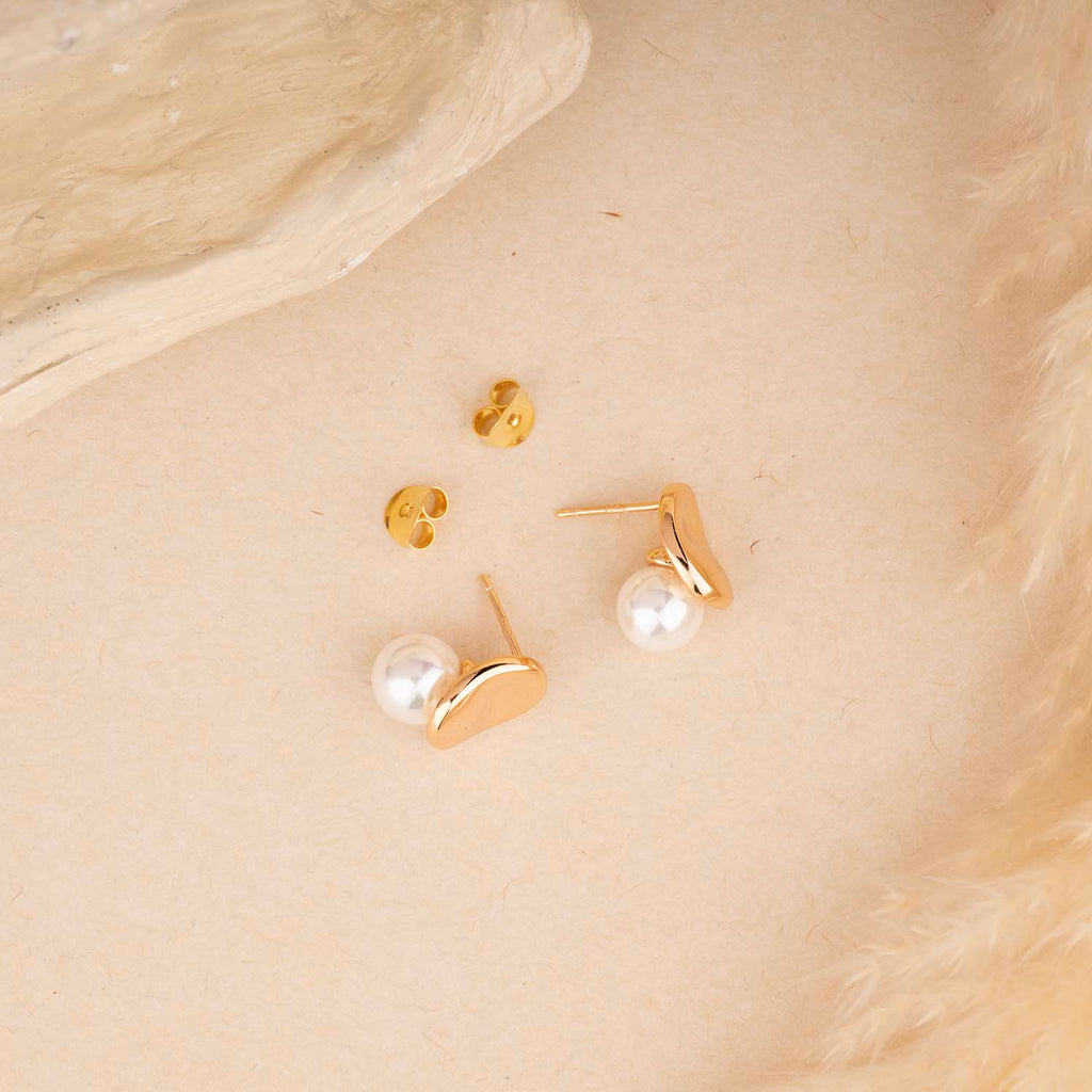 Gold Pearl Earrings
