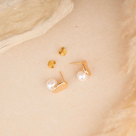 Gold Pearl Earrings