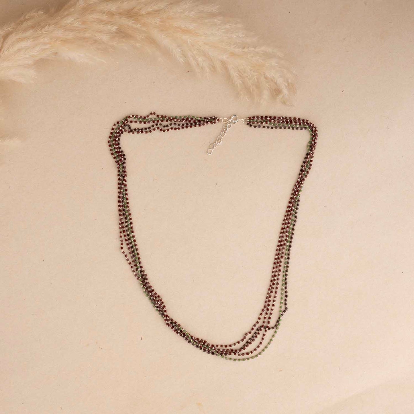 Minimal Green and Marron Necklace