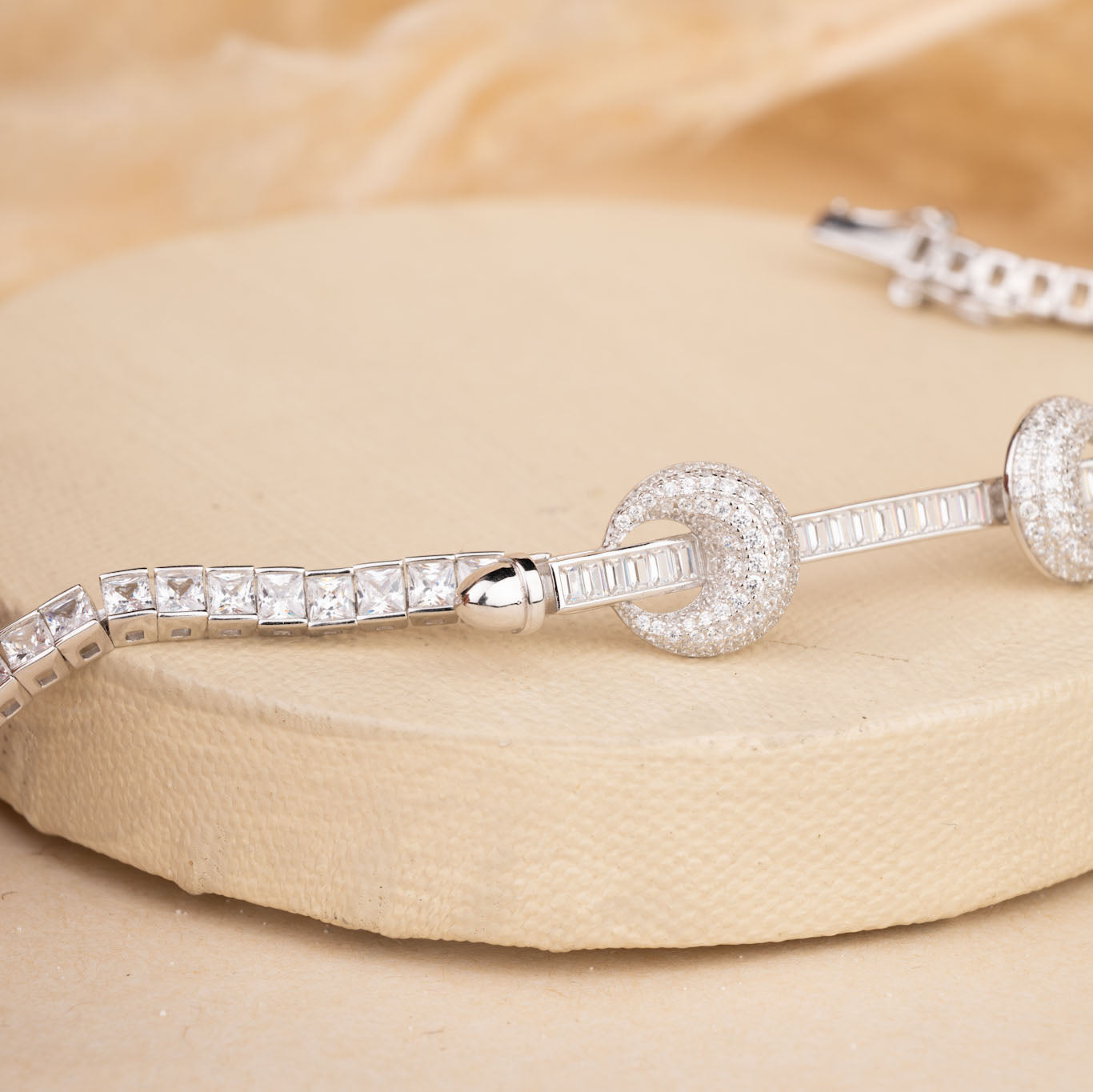 rose gold bracelet
rose gold bracelet for women
rose gold bracelet designs for women
minimalist bracelet
gift for women
lightweight jewellery for women
gift for girlfriend
Sterling silver bracelet
latest bracelet designs for women 
latest bracelet designs for girl
rose gold latest bracelet design for women
cz silver bracelet for women 
Silver Tokri bracelets
Gen Z Style Jewellery
