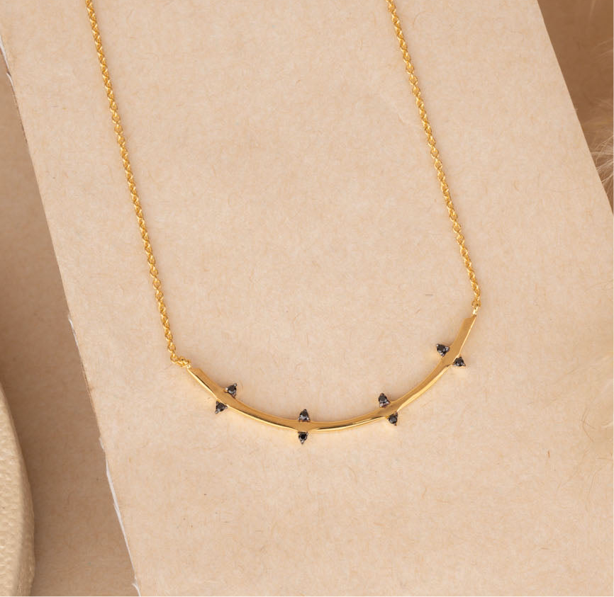 Gold Minimal Neck Chain
