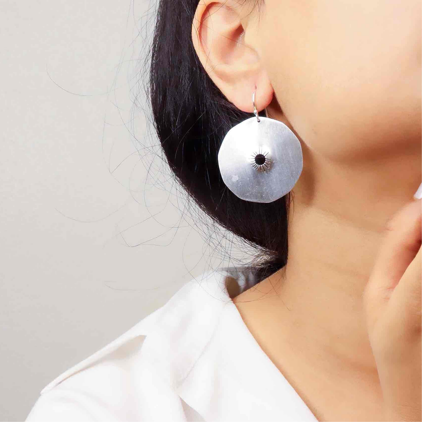 new generation aesthetic style sterling silver earrings for Gen Z